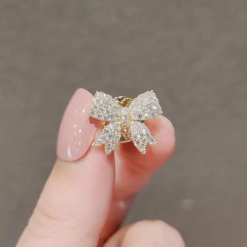 Elegant Anti-Exposure Bow Brooch Button for Shirts