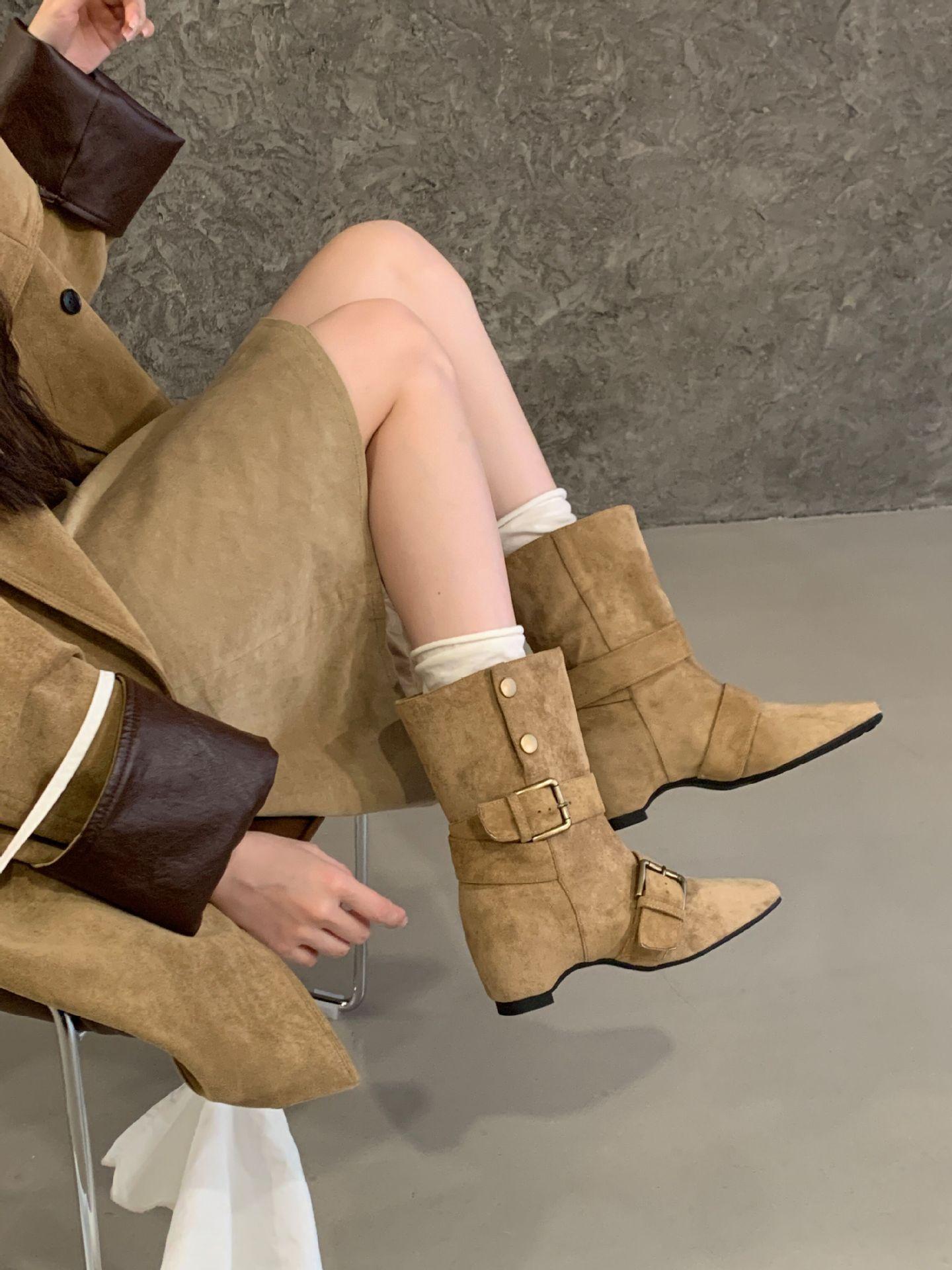 

New spot [cowhide version] Fold two short boots, women s retro temperament square head heightening belt buckle, western cow 39 хаки