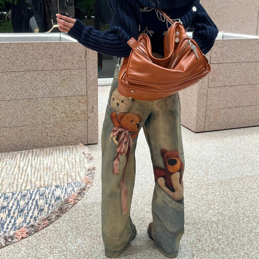 Correct version ac2025 autumn and winter niche design sense bear trompe l'oeil printing loose straight jeans women