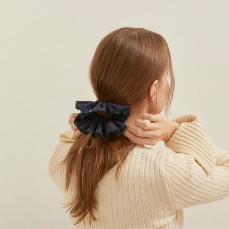 Favoritnamn Kontrollera Scrunchies_FW_03_BLUE