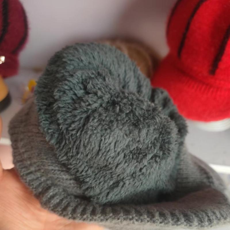 Winter Earmuffs Knitted Hat Outdoor Cycling Wool Hat Plus Velvet Duckbill Hat Ski Hat Pullover Hat