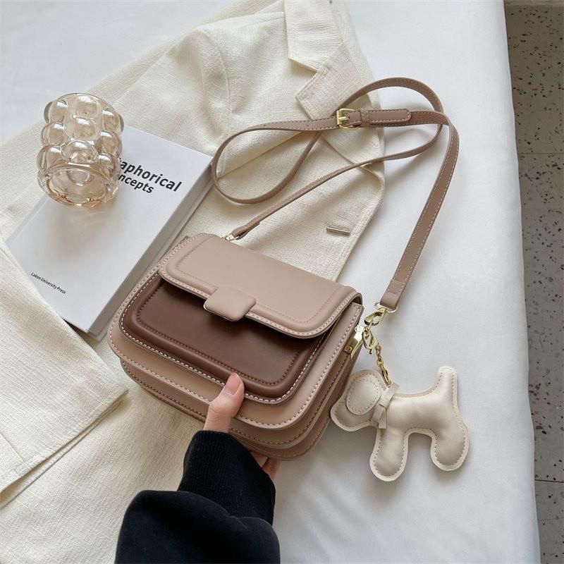 Chic Versatile Women's Shoulder Bag Small Crossbody Purse Elegant Design In Various Colors