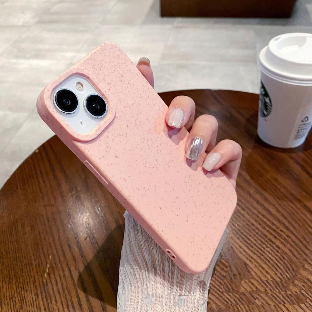 A Simple 14 Protective Case for Iphone16promax and A Wheat Straw Matte Phone Case for Apple 15plus