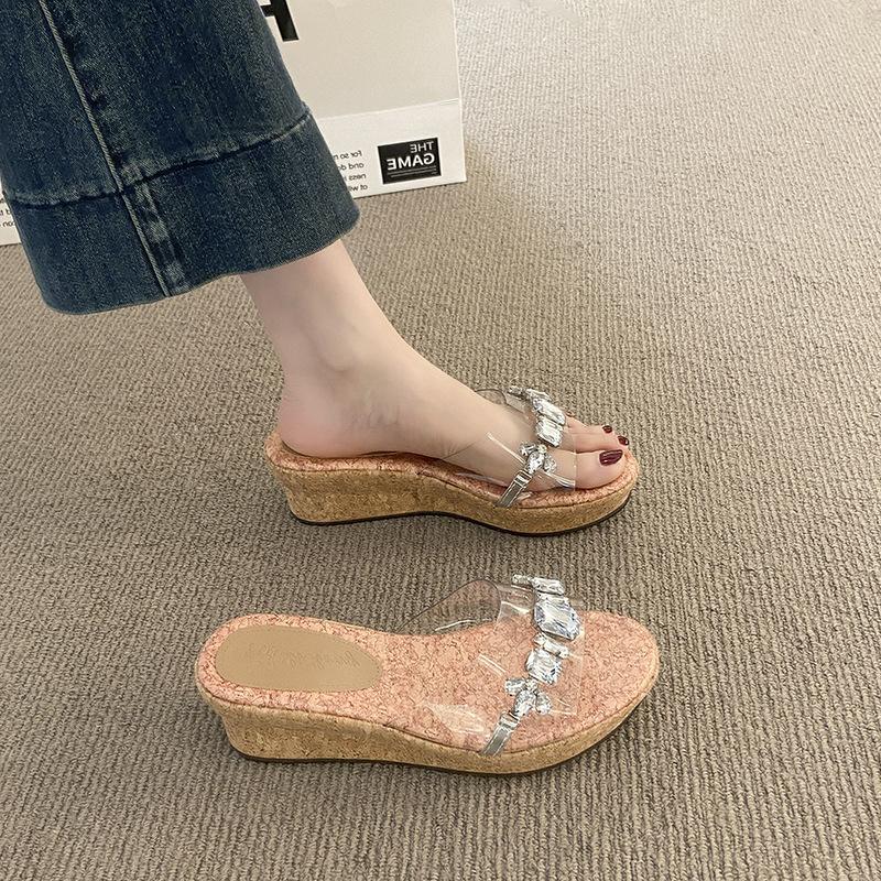 

Однословные прозрачные красивые шлепанцы на танкетке, крутые шлепанцы, женские 2025, новые летние шлепанцы на платформе, для ношения, пляжная обувь 35 серебряный