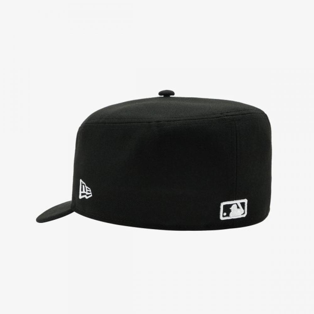Czapka New Era Chicago White Sox Fitted z prostym daszkiem Czarna 14881450