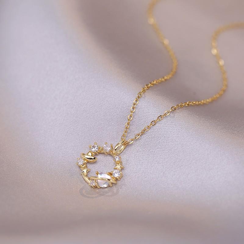 Women's Fashion Heart Pendant Necklace - Elegant, Simple Design, Versatile Clavicle Chain Jewelry