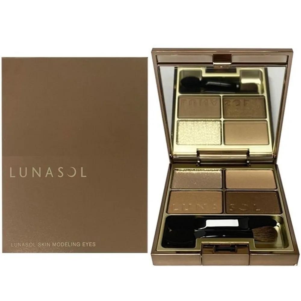 LUNASOL Skin Modeling Eyes Eyeshadow (Beige Beige) Beige beige