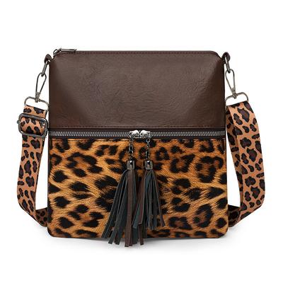 Una Borsa alla Moda da Donna a Spalla con un Design Personalizzato Color-block e Una Tracolla di Alta Qualità