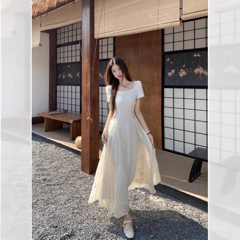 Square Neck Dress Women's Summer French High-end Feeling Super Good-looking, Beautiful, Unique and Beautiful Waist Temperament Medium and Long Dress