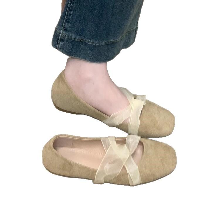 Evening wind niche flat bottom shallow mouth single shoes women gentle with skirt French square head Mary Jane shoes women brown blue