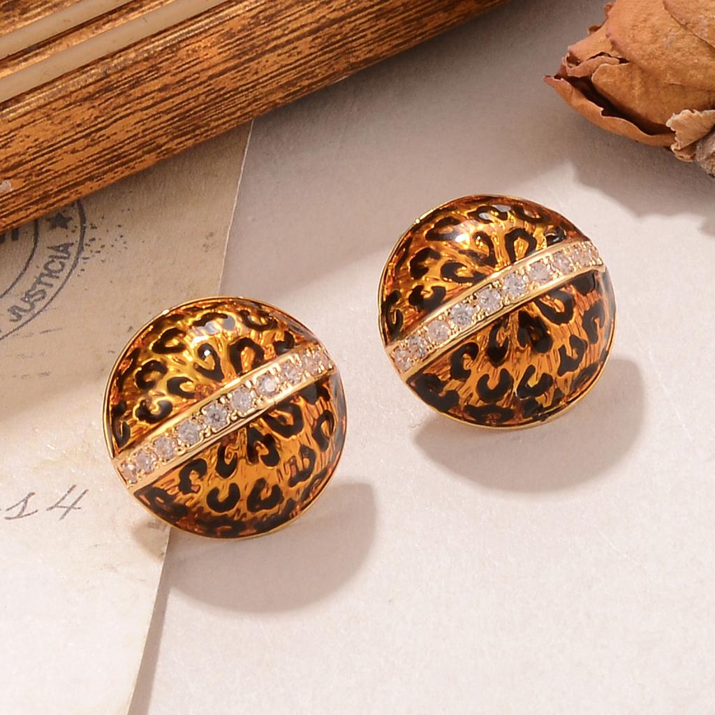 Autumn and winter new geometric round drop glaze leopard print stud earrings design sense simple wind versatile silver needle earrings heart earrings