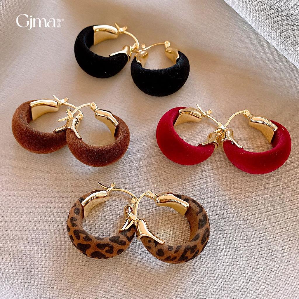 Autumn and winter retro Maillard flocked round leopard print earrings ear buckles personalized temperament earrings