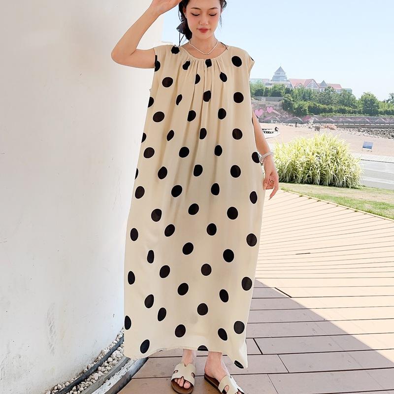 A French Sleeveless Polka Dot Round-neck Dress for Girls, A Loose and Slimming Summer Style, A High-quality Vest Dress
