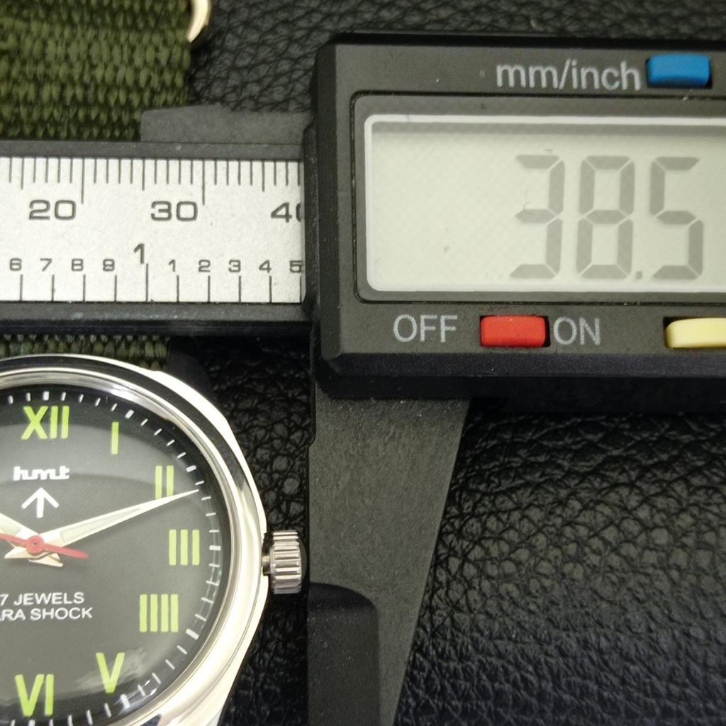 HMT HAND-WINDING VINTAGE INDIAN MENS BLACK COLOR DIAL WATCH A440988-4