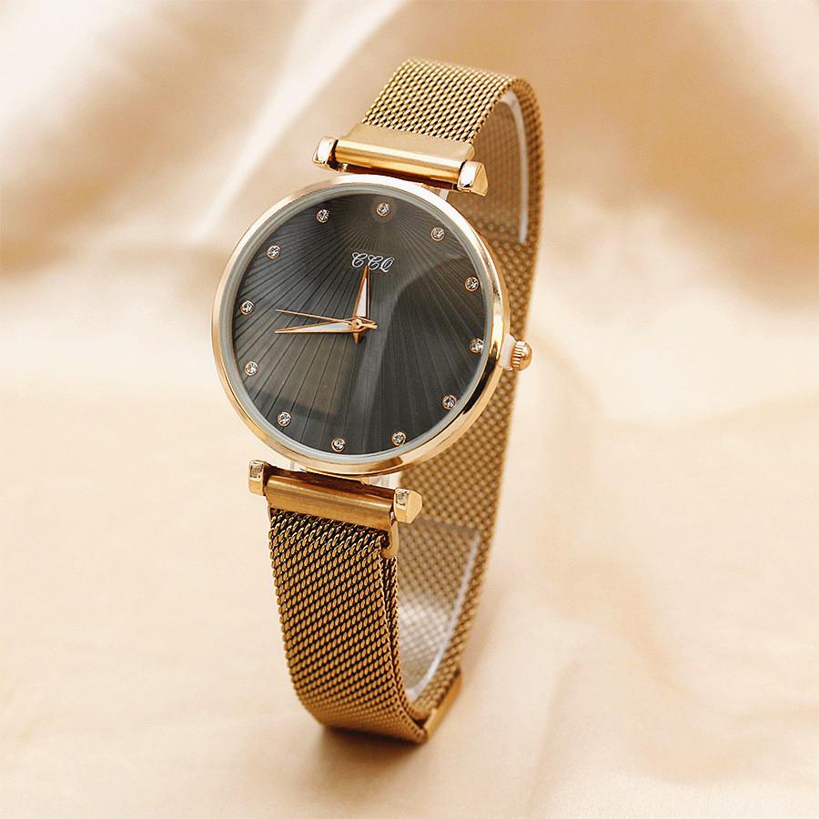 New Stereo Literal Quartz Bracelet Watch Female Jewelry Magnetic Mesh Belt Watches Ladies Clock Luxury Women Dress Wristwatches