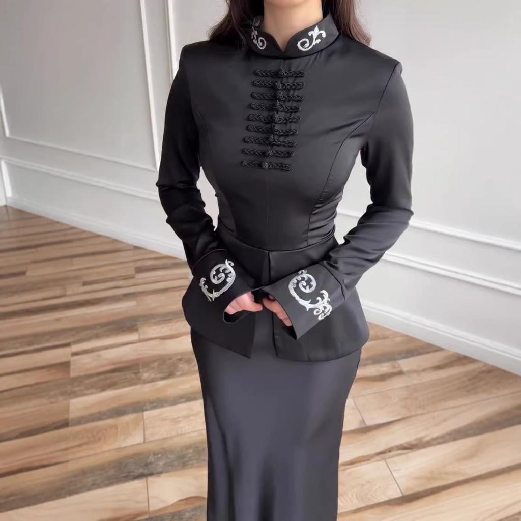 Cross-border European and American women's clothing  Amazon standing leader pattern handicap temperament long-sleeved jacket lace-up hip skirt