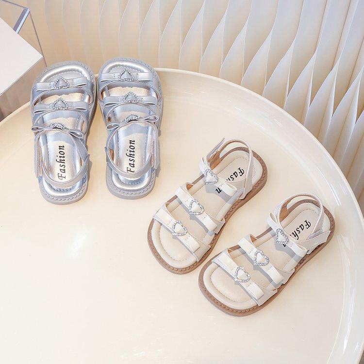 Girls sandals 2025 summer new children's shoes little girl princess shoes soft sole foreign style baby shoes beach shoes