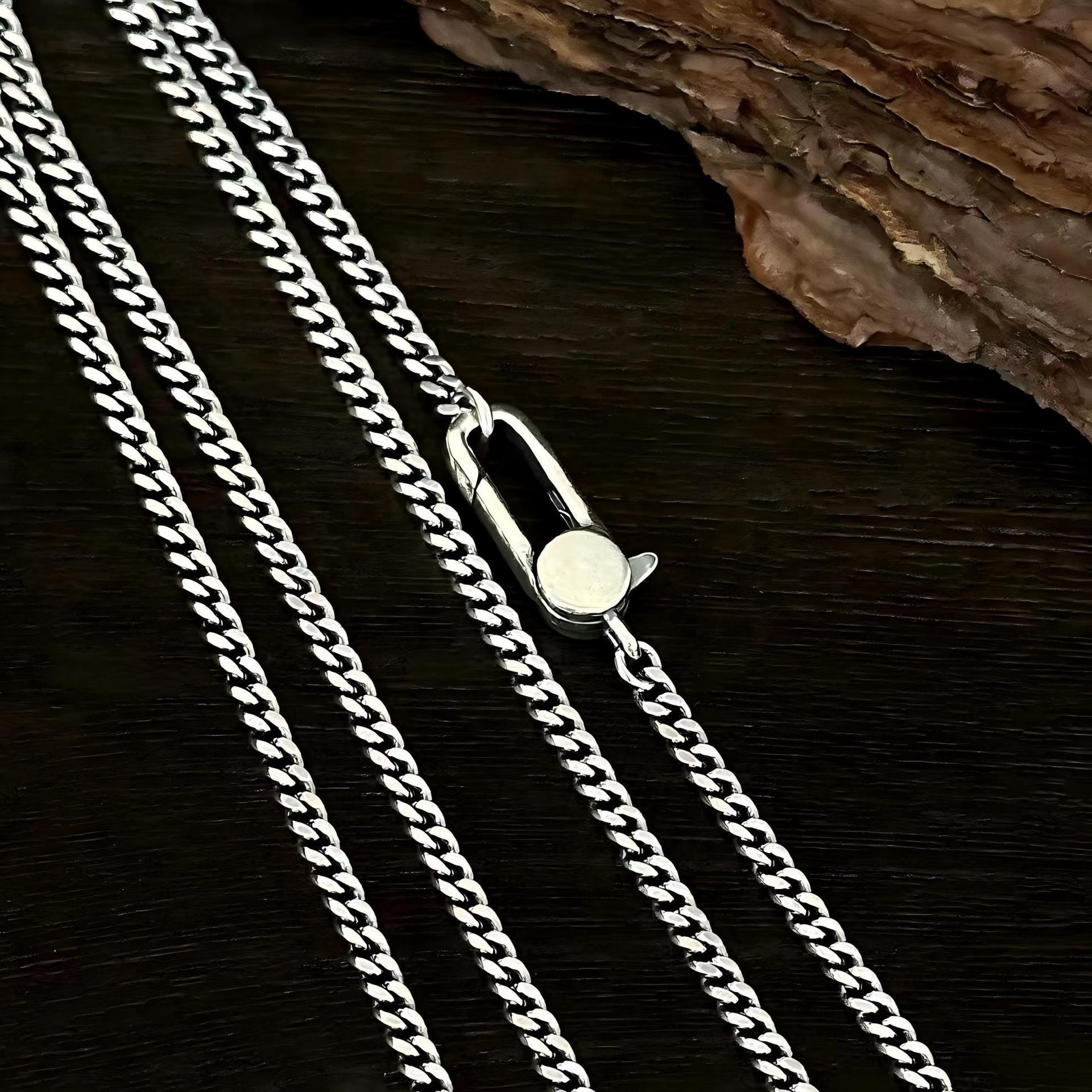 

Versatile 925 Sterling Silver Horsewhip Chain Vintage Necklace Pendant Sweater Chain, Long Fashion for Men and Women. 45cm