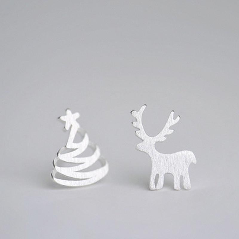 Mori Style Asymmetrical Christmas Earrings: Sweet Little Deer & Tree Design for Students, Korean-Inspired Creative Personality