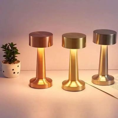 Neu LED Nachtlicht Retro Lampen USB Aufladbare Metall Lampe Nacht Geschrieben Esszimmer Wohnzimmer Kaffee Tisch Schlafzimmer