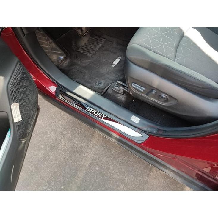 Для Nissan Kicks Автоаксессуары Пластиковая Накладка на Порог Защитная