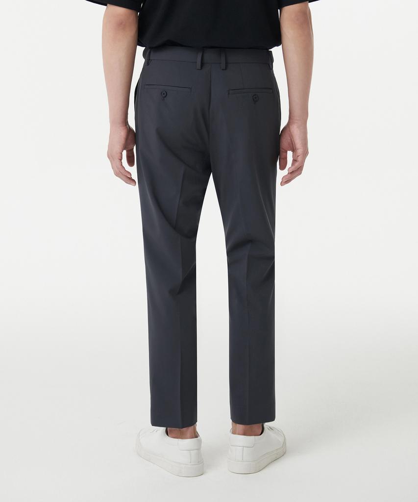 MUSINSA STANDARD [Cooltandard] Relaxed Tapered Hidden Banding Crop Slacks [Iron Gray]