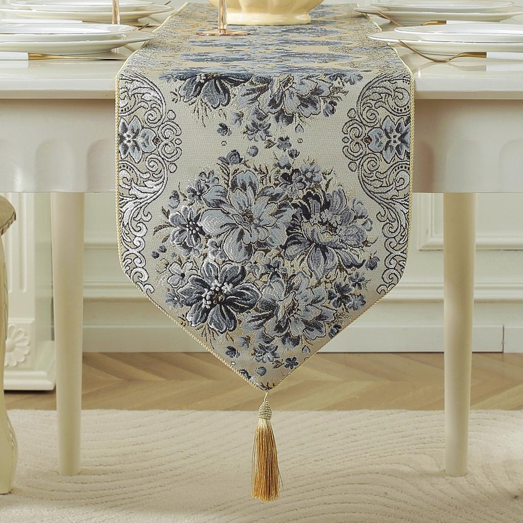 Modern European Jacquard Table Runner Luxury Embroidered Table Runner Minimalist Velvet Dining Table Runner Simple Fashionable