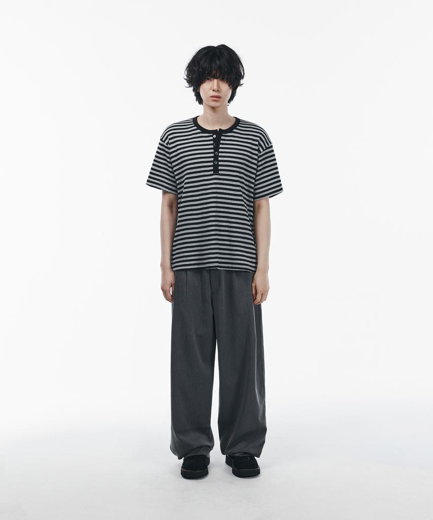 SIGNATURE Striped Henley Neck Short Sleeve T-Shirt [Black]