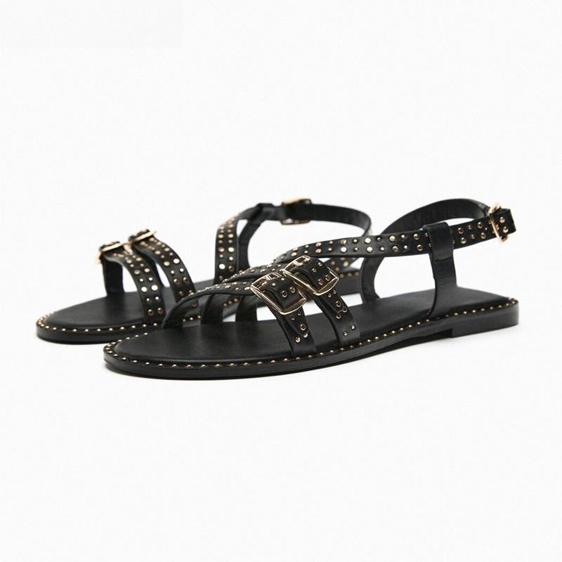 Fashion Ins style Fashion Rivet Strap Buckle Women Flats Sandals 2025 Summer Narrow band Slingbacks Beach Gladiator Sandals Casual Shoes