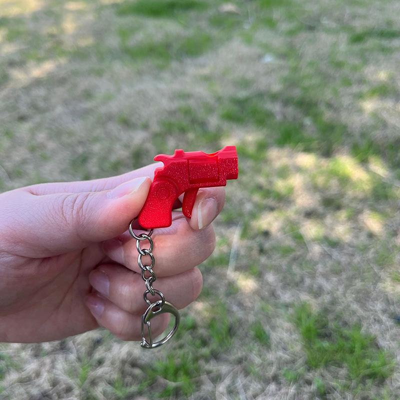 Creative Weapon Mini Gun Model Pendant Keychain  Bag Decoration Stress Relieving Toys Keychain Car Key Rings Gifts