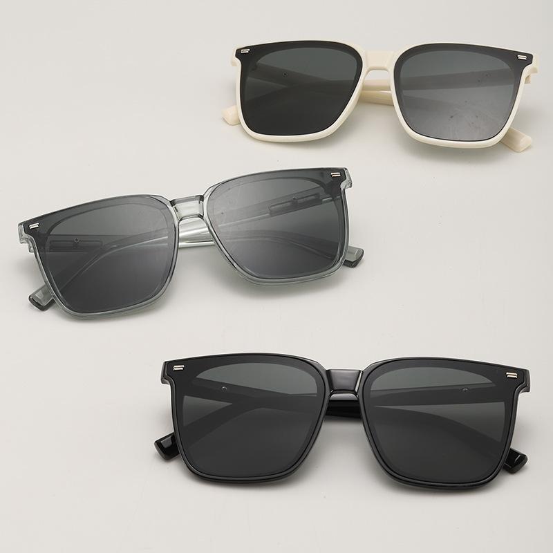 JYL TS Square Sunglasses With Rivets UV Protection For Women 2323