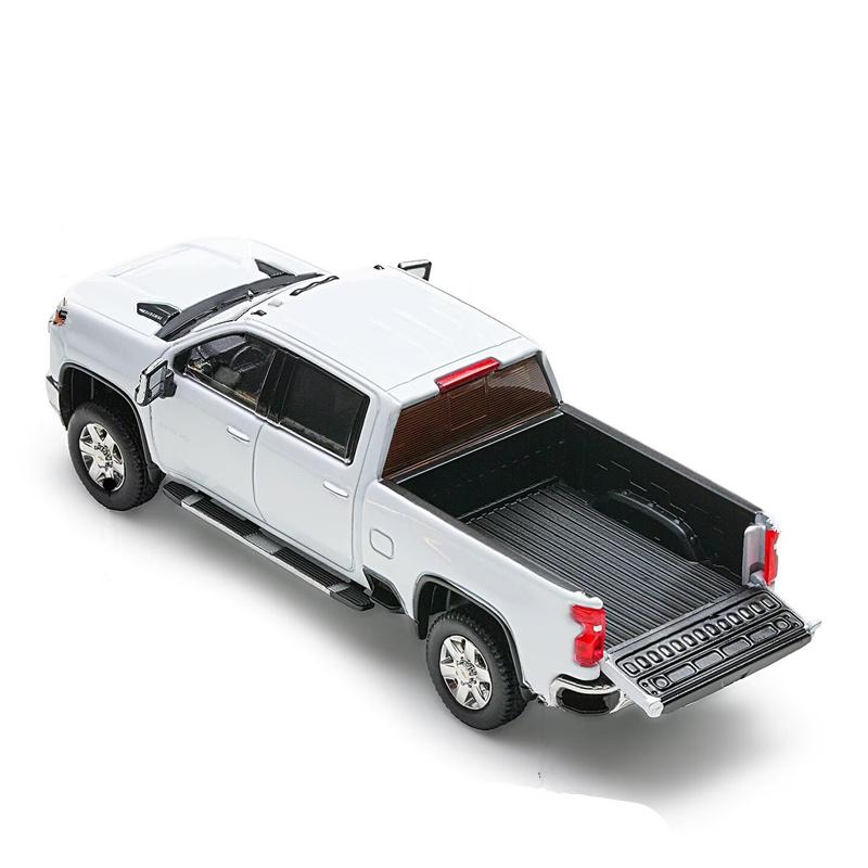 1/64 Silverado HD 2020 Alloy Pickup Car Model Diecast Metal Off-road Vehicles Car Model Simulation Miniature Scale Kids Toy Gift