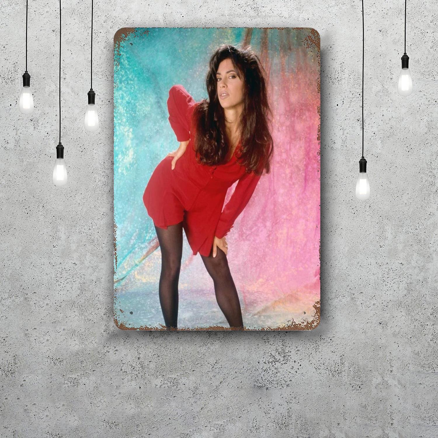 

susanna hoff Classic Poster Rusty Metal Plaque Retro Decorative Plate Bar Man Cave Garage Club Metal Sign Wall Decoration 20x30cm（7.8x11.8inch）