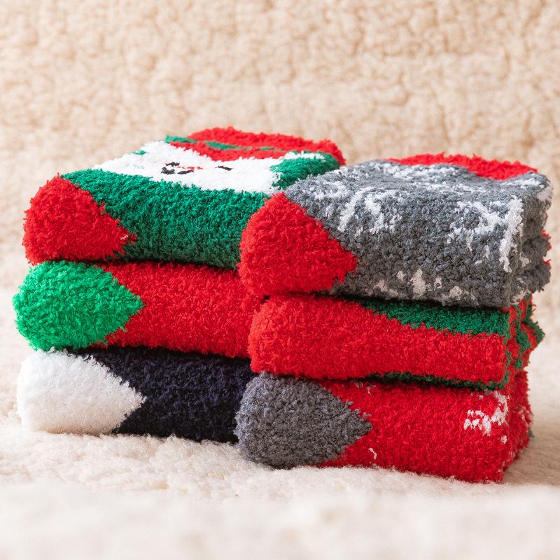 Women's Warm Coral Fleece Socks: Cute Cartoon Design for Autumn & Winter - Mid-Tube Sleep & Floor Socks