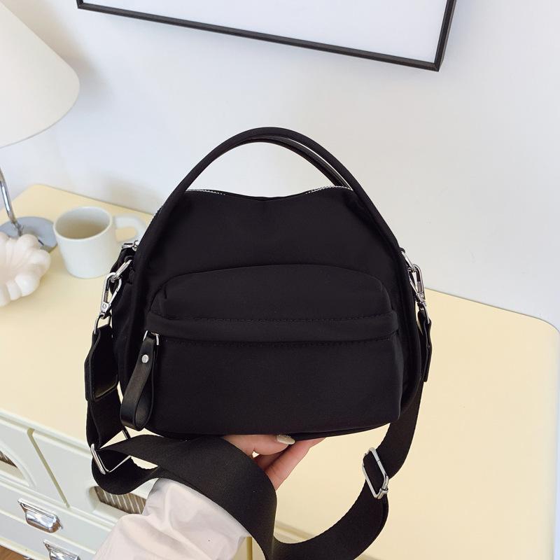 Casual Handbag Bag Women's New Popular Fashion Cloth Bag Shoulder Bag Versatile Commuter Messenger Bag