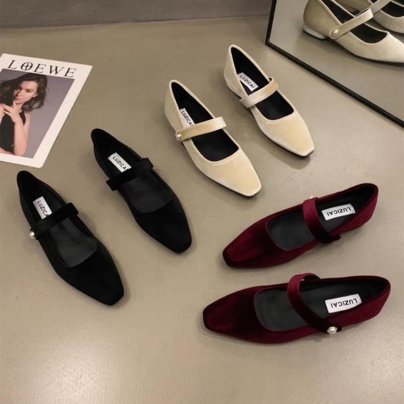 NewElegant Pearl Buckle Velour Mary Jane Shoes Woman Concise Velvet Ballet Flats Ladies Evening Party Low Heel Pumps In Wine-Red