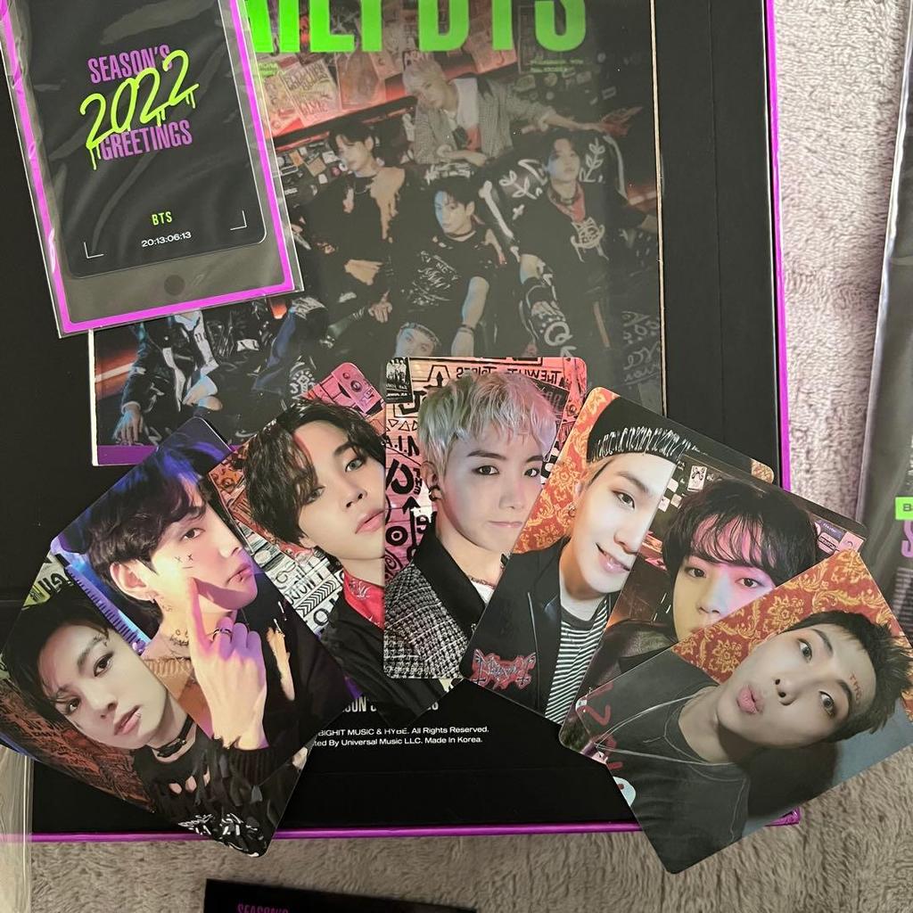 [USED] BTS 2022 SEASON'S GREETINGS DAILY BTS