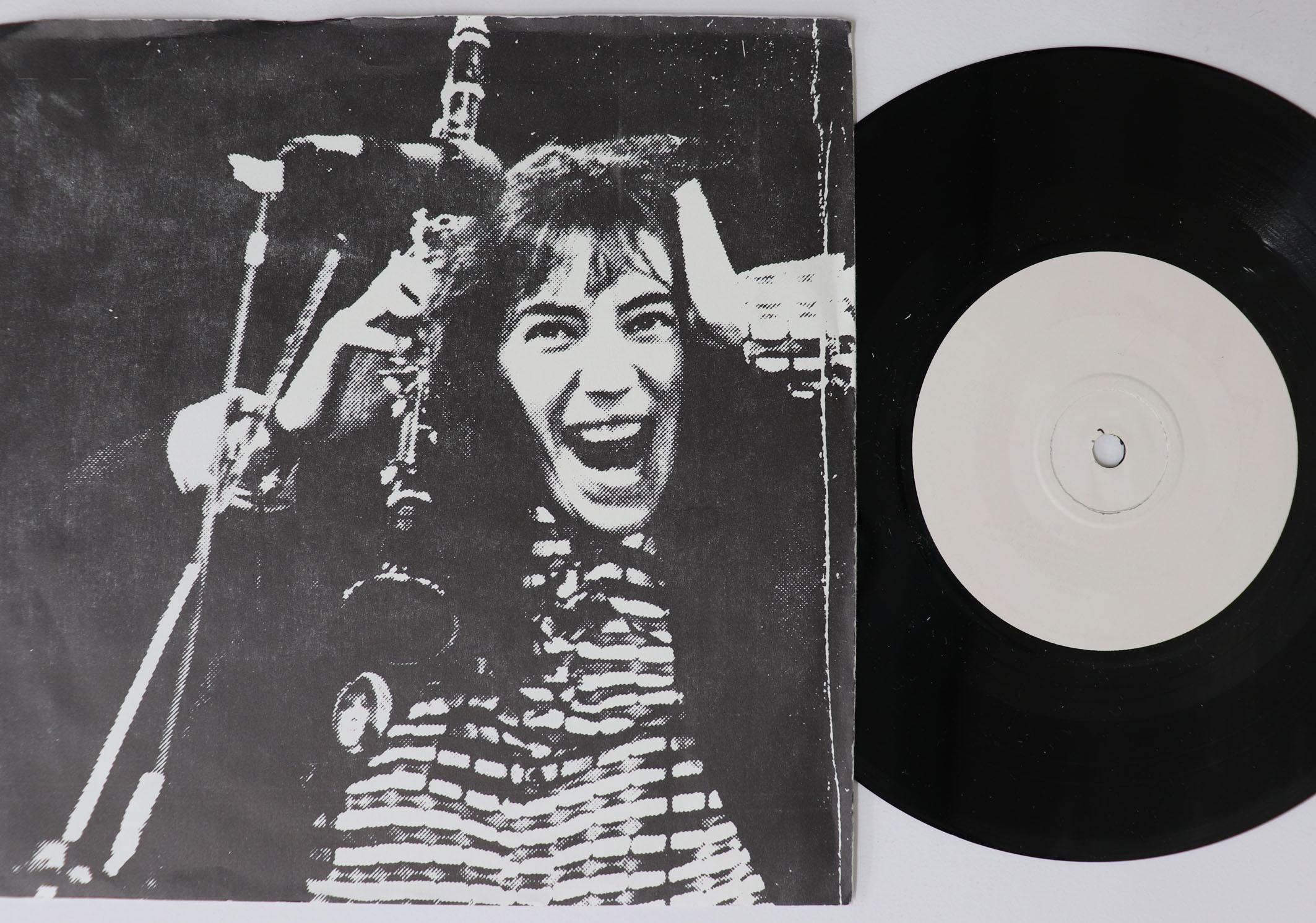 

7inch Record PATTI SMITH - Brian Jones FRIGHT017 FIERCE RECORDIN UK Rock Used