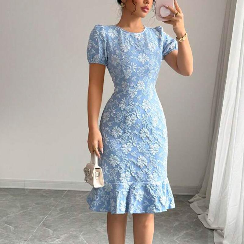 Summer New Style Little Daisy Embossed Dress Short-sleeved Slim Fishtail Skirt YDX1115