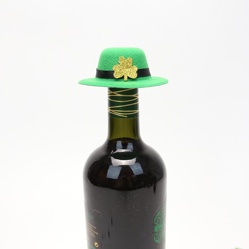 Green wine bottle cap, green wine bottle body bow lace decoration, party scene decoration props, exquisite and unique, adding festive party atmosphere