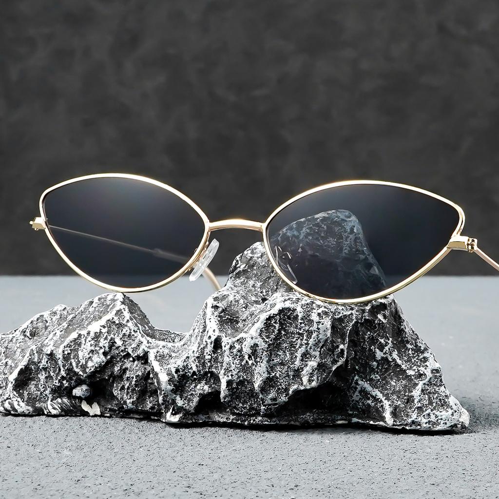 Playful Cat Eye Fashion Sunglasses - Perfect For Activities & Face Shaping