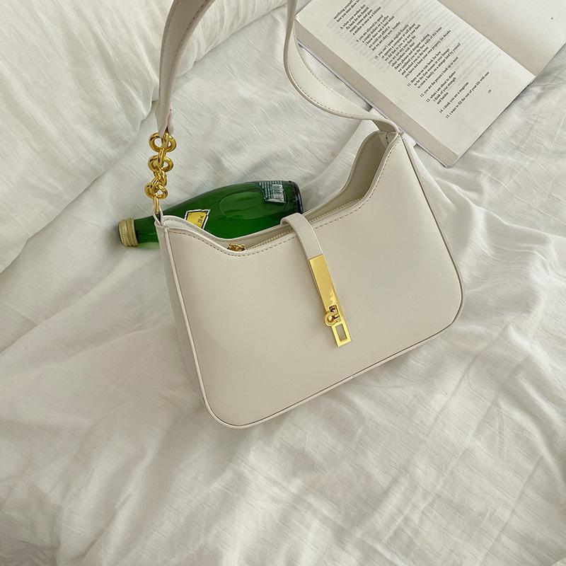 Autumn and Winter Bag 2025 New Bag Temperament Muse Underarm Bag Niche Fashion Versatile Women's Bag New Shoulder Bag