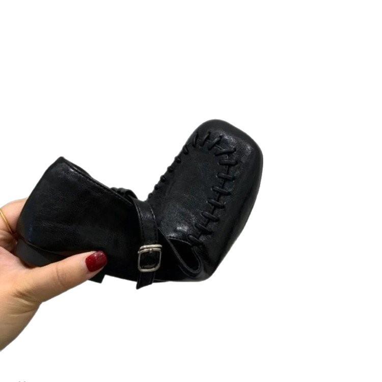 Chaussures Mary Jane à bouche peu profonde françaises pour femmes automne nouveau rétro chaussures Doudou bout carré décontractées chaussures simples souples plates chaussures de grand-mère