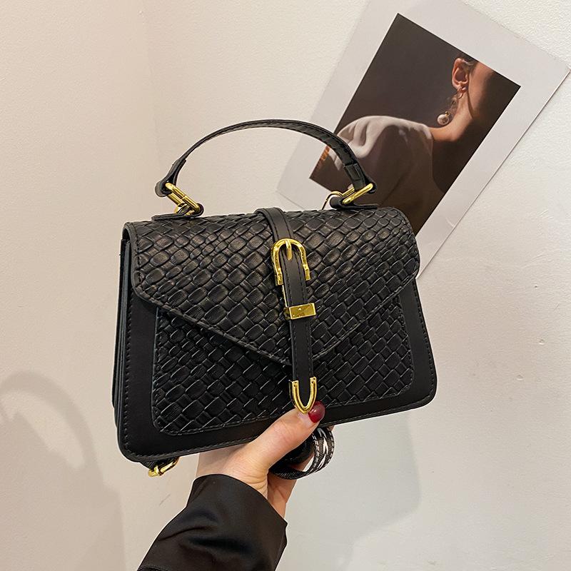 

High value, high quality temperament, commuting versatile handbag, fashionable texture, shoulder messenger bag, women s bag. чёрный
