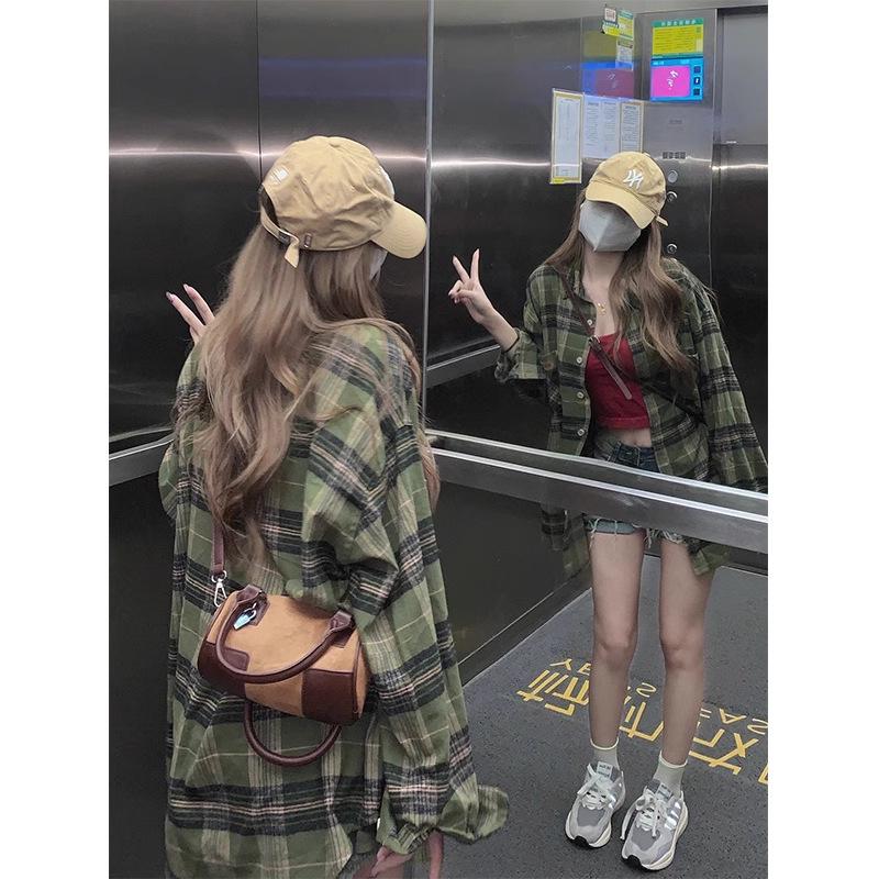 Women's Retro Hong Kong Style Green Plaid Loose Long Sleeve Shirt Jacket for Autumn and Spring