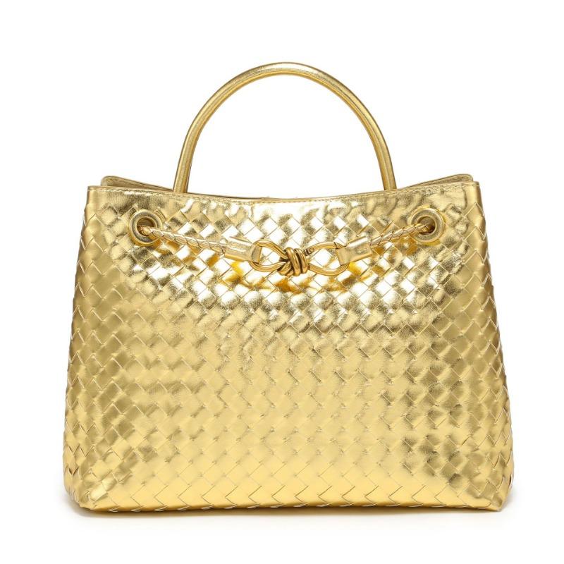 Handmade woven bag Metal butterfly buckle shoulder bag Large capacity handbag Crossbody
