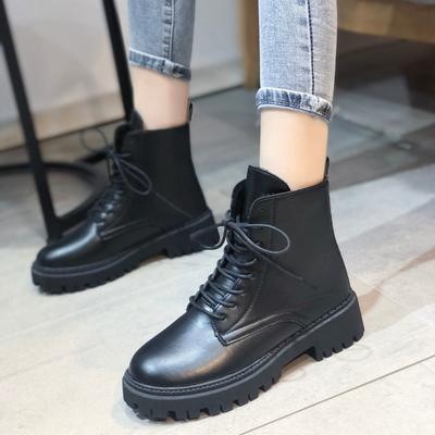 Außenhandel große Größe Plateau Martin Stiefel Damen Britischer Stil 2025 Herbst und Winter neue Stiefel Lokomotiv Damenstiefel Mode kurze Stiefel w