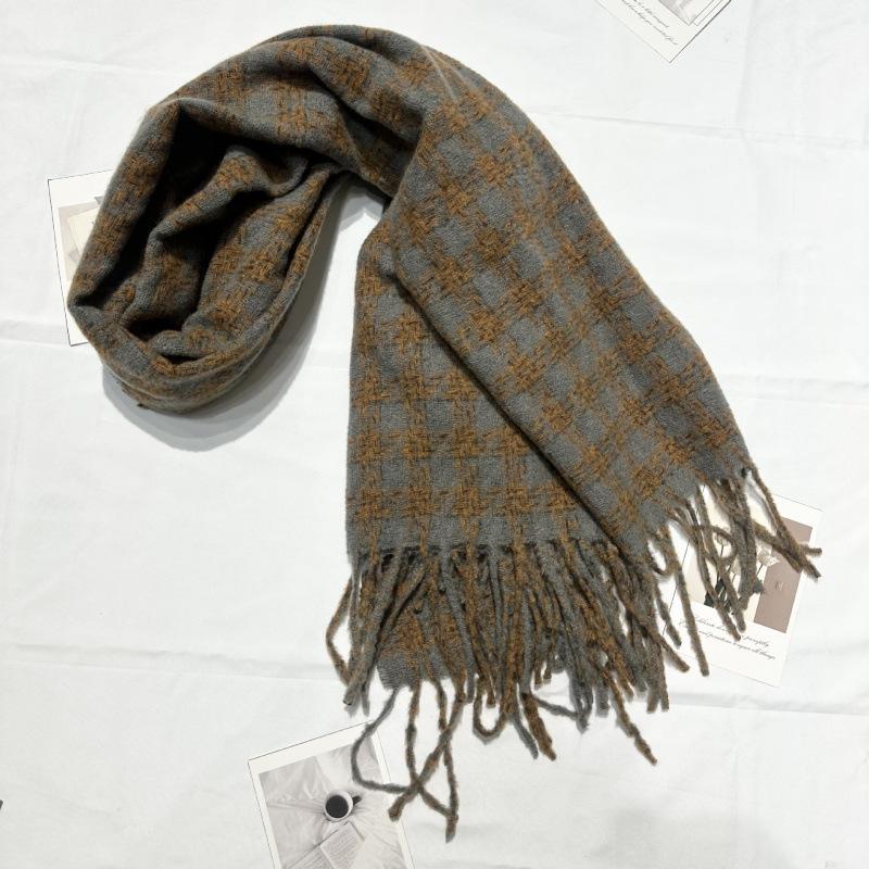 New Retro Plaid Scarf for Women Winter High End All Match Atmosphere Solid Color Imitation Cashmere Scarf Shawl