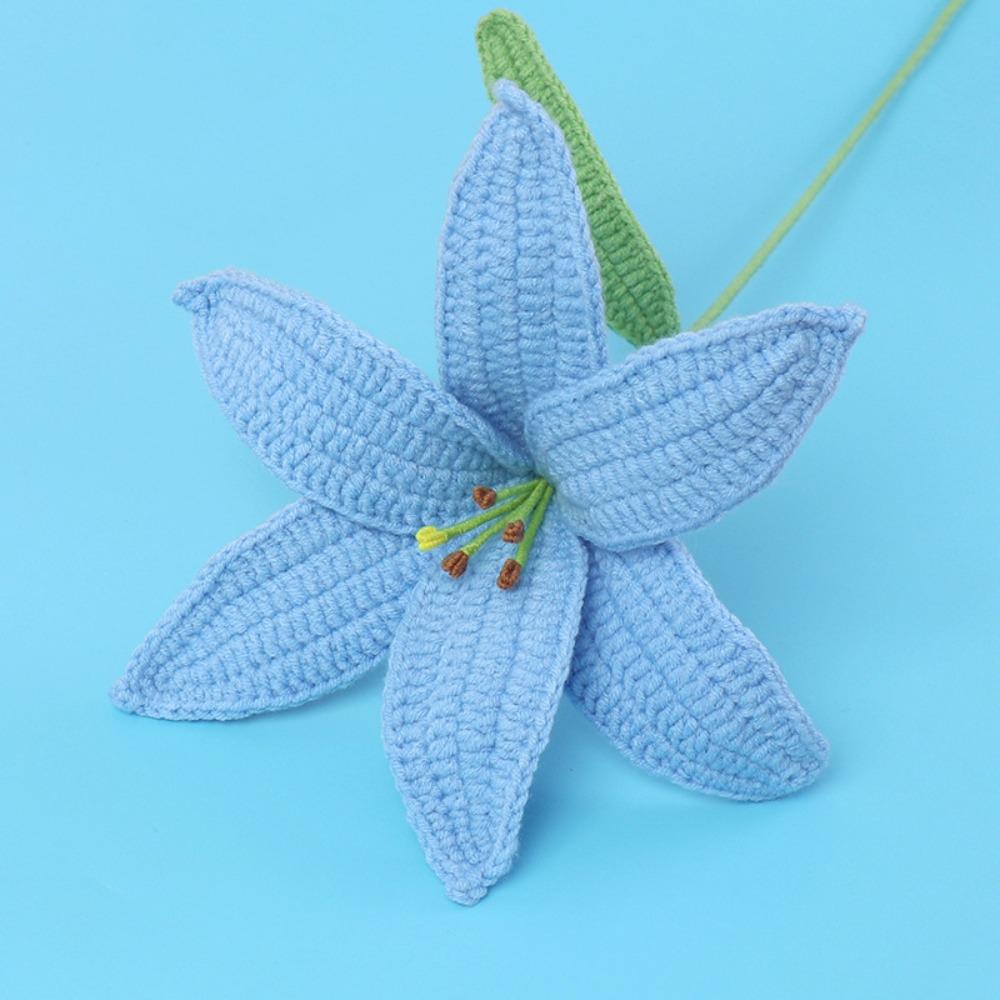 Gifts Hand-Knitted Lily Flower Lightweight Fake Flower Plants  Home Decor