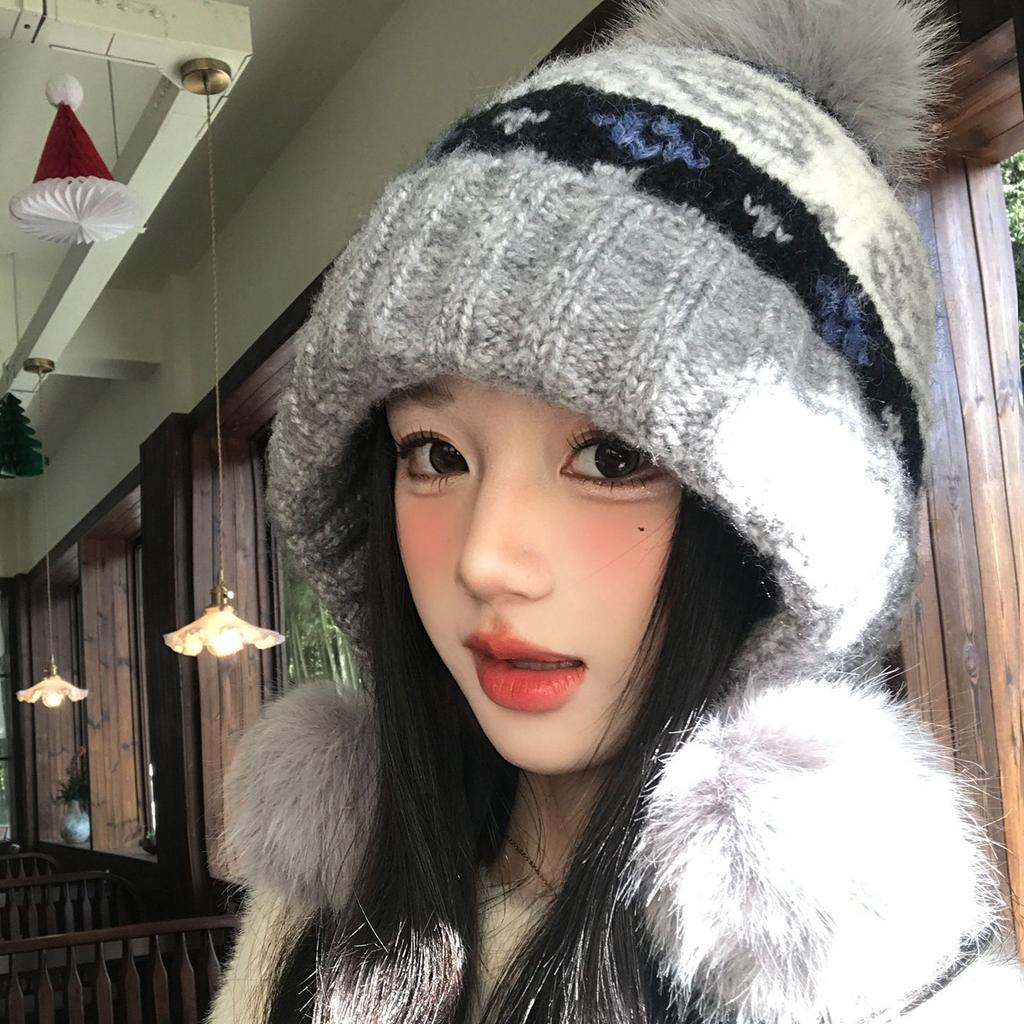 Fair Island Gray Jacquard Hairball Knitted Hat Women's Winter Thickened Warm Ear Protector Hat Small Face Cold Wool Hat